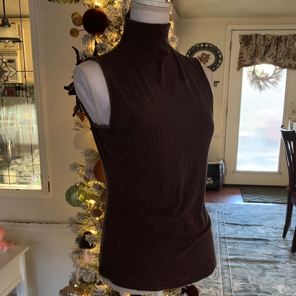 Elie Tahari Chocolate Ribbed Turtleneck Top